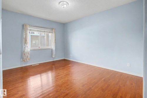 #47 13825 155 Av Nw, Edmonton, AB - Indoor Photo Showing Other Room