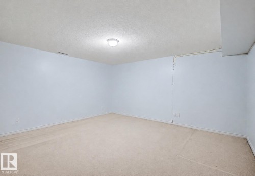 #47 13825 155 Av Nw, Edmonton, AB - Indoor Photo Showing Other Room