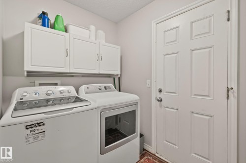 9 Landon Drive, Spruce Grove, AB - Indoor Photo Showing Laundry Room