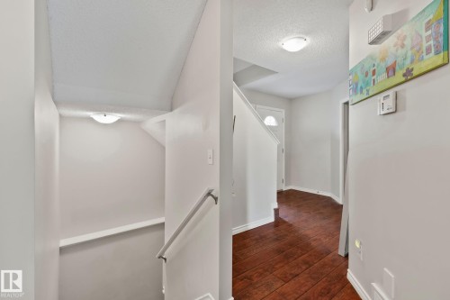 9 Landon Drive, Spruce Grove, AB - Indoor Photo Showing Other Room