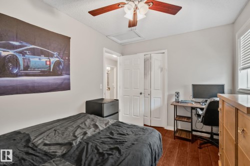 9 Landon Drive, Spruce Grove, AB - Indoor Photo Showing Bedroom