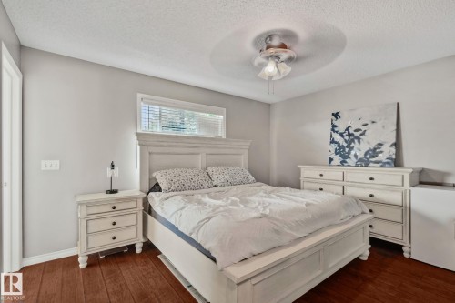 9 Landon Drive, Spruce Grove, AB - Indoor Photo Showing Bedroom