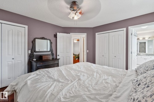 9 Landon Drive, Spruce Grove, AB - Indoor Photo Showing Bedroom