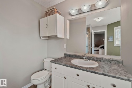9 Landon Drive, Spruce Grove, AB - Indoor Photo Showing Bathroom