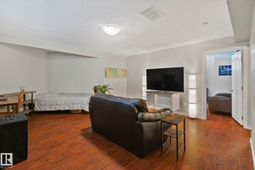 9 Landon Drive, Spruce Grove, AB - Indoor