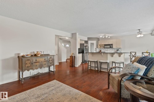 9 Landon Drive, Spruce Grove, AB - Indoor
