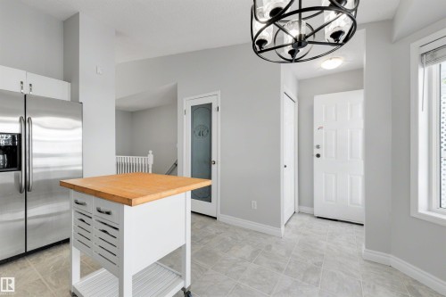 #43 3311 58 St Nw, Edmonton, AB - Indoor Photo Showing Other Room