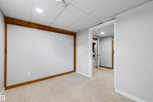#43 3311 58 St Nw, Edmonton, AB - Indoor