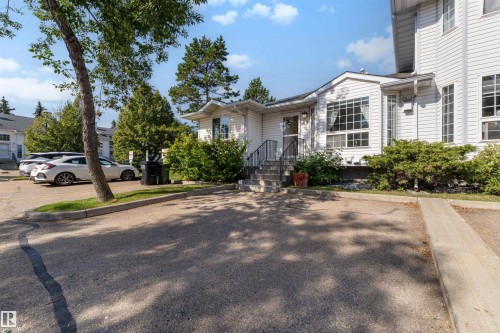 #43 3311 58 St Nw, Edmonton, AB - Outdoor