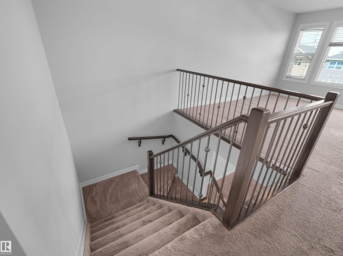 428 Simpkins Link, Leduc, AB - Indoor Photo Showing Other Room