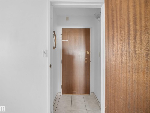 #701 11710 100 Av Nw, Edmonton, AB - Indoor Photo Showing Other Room