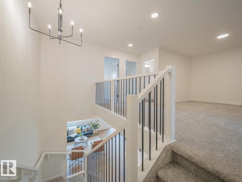 7005 176A Avenue Nw, Edmonton, AB - Indoor Photo Showing Other Room