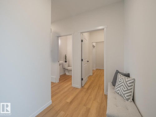 7005 176A Avenue Nw, Edmonton, AB - Indoor Photo Showing Other Room