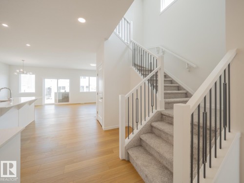 2 Elis Link, Spruce Grove, AB - Indoor Photo Showing Other Room