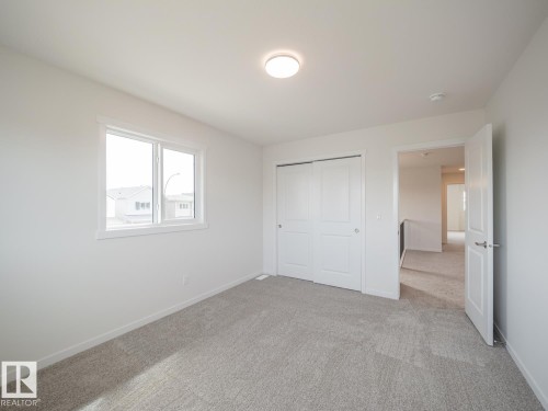 2 Elis Link, Spruce Grove, AB - Indoor Photo Showing Other Room