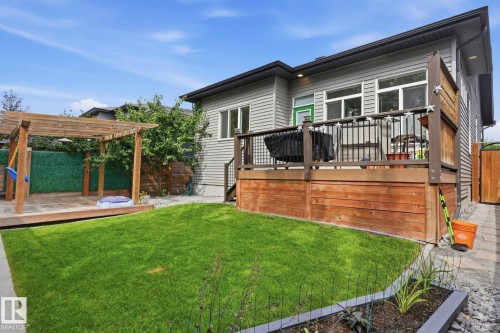 17 Kingsbury Circle, Spruce Grove, AB - Outdoor With Deck Patio Veranda