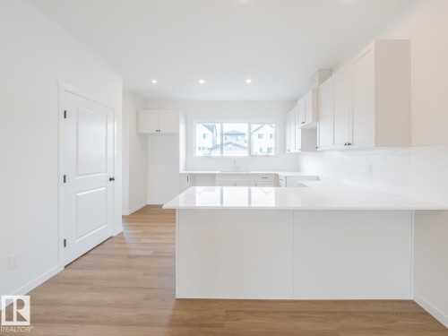 17334 6A Street Ne, Edmonton, AB - Indoor