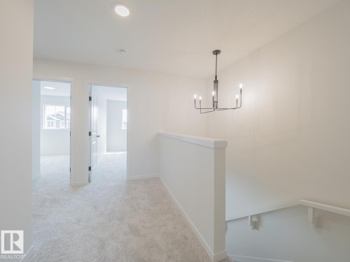 17334 6A Street Ne, Edmonton, AB - Indoor Photo Showing Other Room