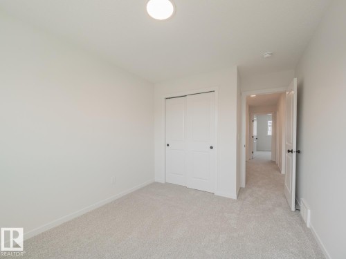 17334 6A Street Ne, Edmonton, AB - Indoor Photo Showing Other Room