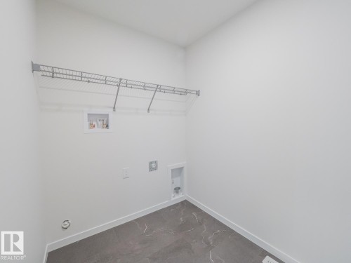 17334 6A Street Ne, Edmonton, AB - Indoor With Storage