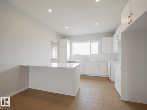19604 30 Avenue Nw, Edmonton, AB - Indoor