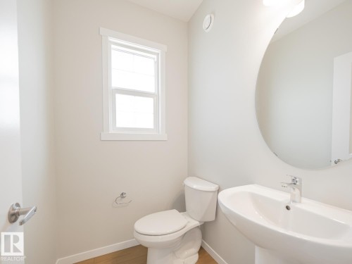 19604 30 Avenue Nw, Edmonton, AB - Indoor Photo Showing Bathroom