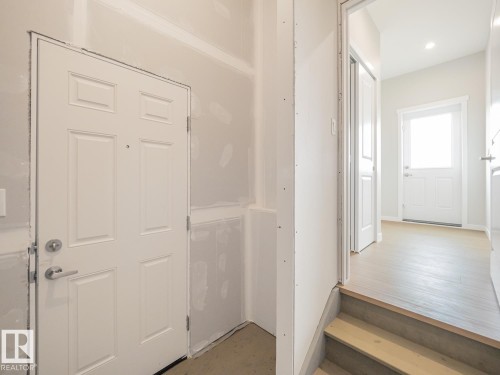 19604 30 Avenue Nw, Edmonton, AB - Indoor Photo Showing Other Room