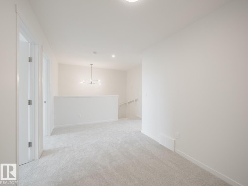 19608 30 Avenue Nw, Edmonton, AB - Indoor Photo Showing Other Room