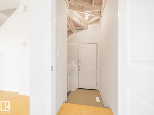 19608 30 Avenue Nw, Edmonton, AB - Indoor Photo Showing Other Room