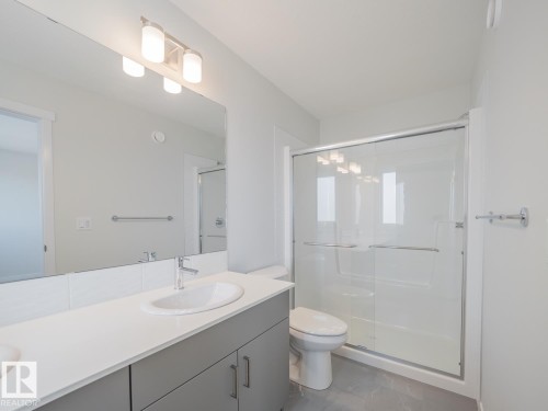 2204 193 Street Nw, Edmonton, AB - Indoor Photo Showing Bathroom