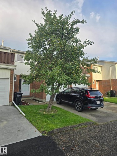 3236 130A Avenue Nw, Edmonton, AB - Outdoor