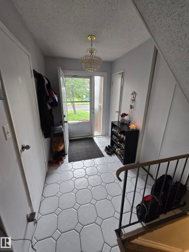 3236 130A Avenue Nw, Edmonton, AB - Indoor Photo Showing Other Room
