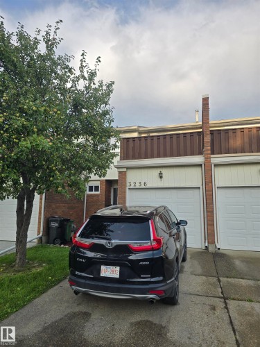 3236 130A Avenue Nw, Edmonton, AB - Outdoor