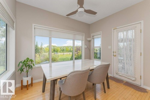 1072 Barnes Way Sw, Edmonton, AB - Indoor Photo Showing Dining Room