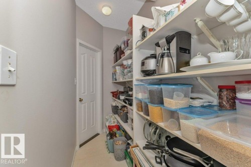 1072 Barnes Way Sw, Edmonton, AB - Indoor