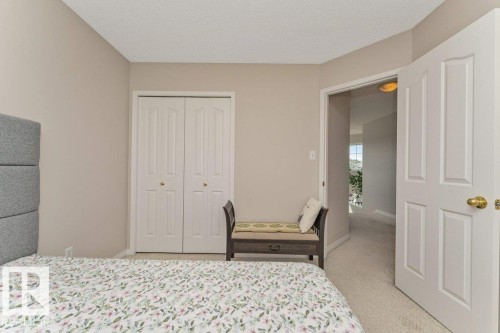 1072 Barnes Way Sw, Edmonton, AB - Indoor Photo Showing Bedroom