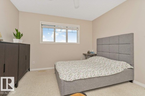 1072 Barnes Way Sw, Edmonton, AB - Indoor Photo Showing Bedroom
