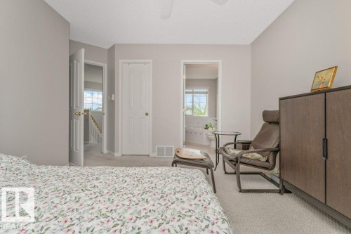 1072 Barnes Way Sw, Edmonton, AB - Indoor