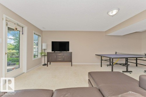 1072 Barnes Way Sw, Edmonton, AB - Indoor Photo Showing Other Room