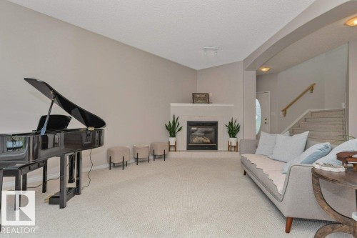 1072 Barnes Way Sw, Edmonton, AB - Indoor With Fireplace