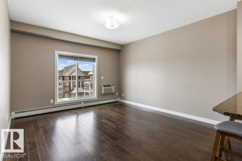 #409 2207 44 Av Nw, Edmonton, AB - Indoor Photo Showing Other Room