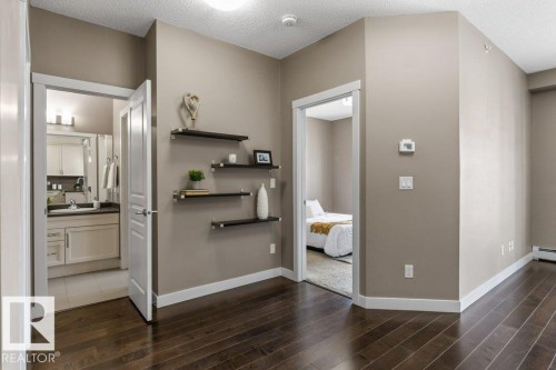 #409 2207 44 Av Nw, Edmonton, AB - Indoor Photo Showing Other Room