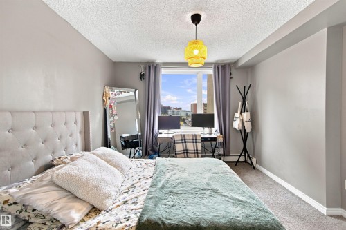 #504 10180 104 St Nw, Edmonton, AB - Indoor Photo Showing Bedroom