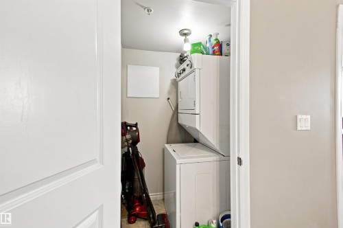#504 10180 104 St Nw, Edmonton, AB - Indoor Photo Showing Laundry Room