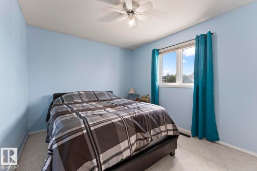 1805 1 Avenue, Cold Lake, AB - Indoor Photo Showing Bedroom