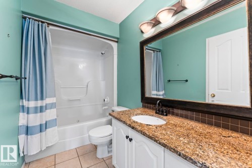 1805 1 Avenue, Cold Lake, AB - Indoor Photo Showing Bathroom