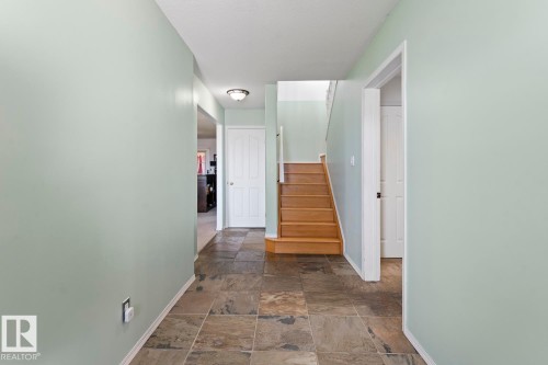 1805 1 Avenue, Cold Lake, AB - Indoor Photo Showing Other Room