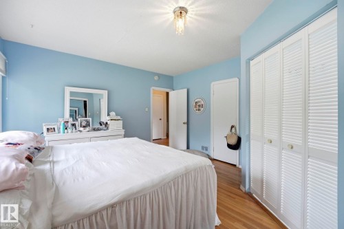 9107 118 Street Nw, Edmonton, AB - Indoor Photo Showing Bedroom