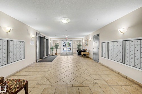 #209 237 Youville Dr E Nw, Edmonton, AB - Indoor Photo Showing Other Room
