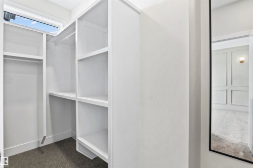 5606 105 Avenue Nw, Edmonton, AB - Indoor With Storage